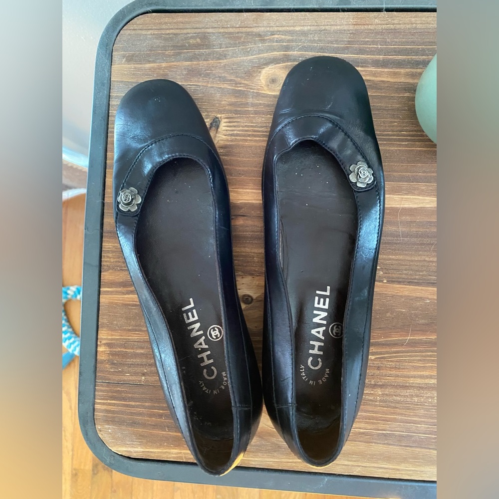 Chanel black flats